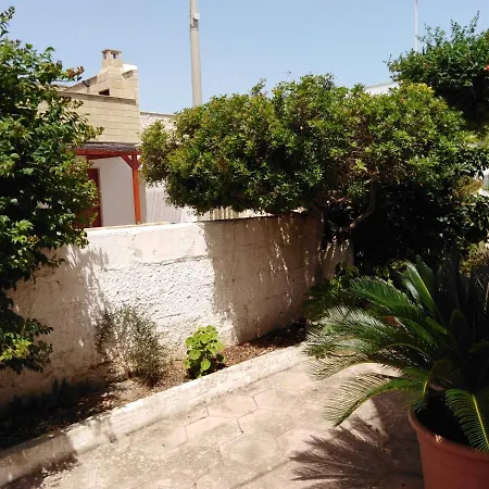 Casa Conte Villani *